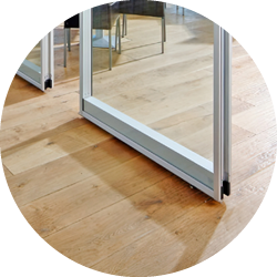 Durchgängige Bodenfläche für Ästhetik und Barrierefreiheit